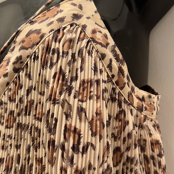 Hollister Leonard print top - Picture 3 of 7